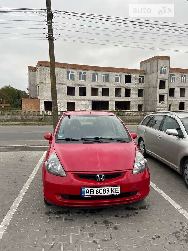 Хэтчбек Honda Jazz 2004 в 