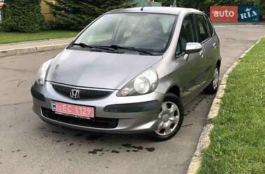 Хэтчбек Honda Jazz 2005 в 