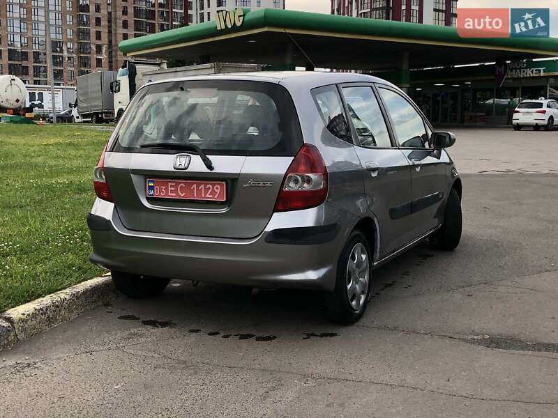 Хэтчбек Honda Jazz 2005 в Луцке
