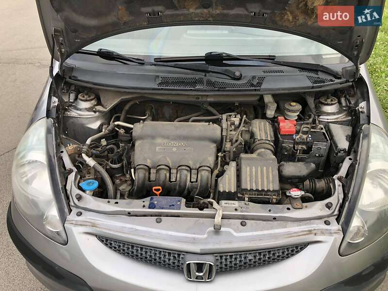 Хэтчбек Honda Jazz 2005 в Луцке