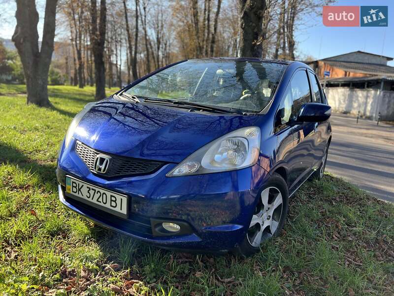 Хэтчбек Honda Jazz 2010 в Ровно фото Хэтчбек Honda Jazz 2010 в Ровно