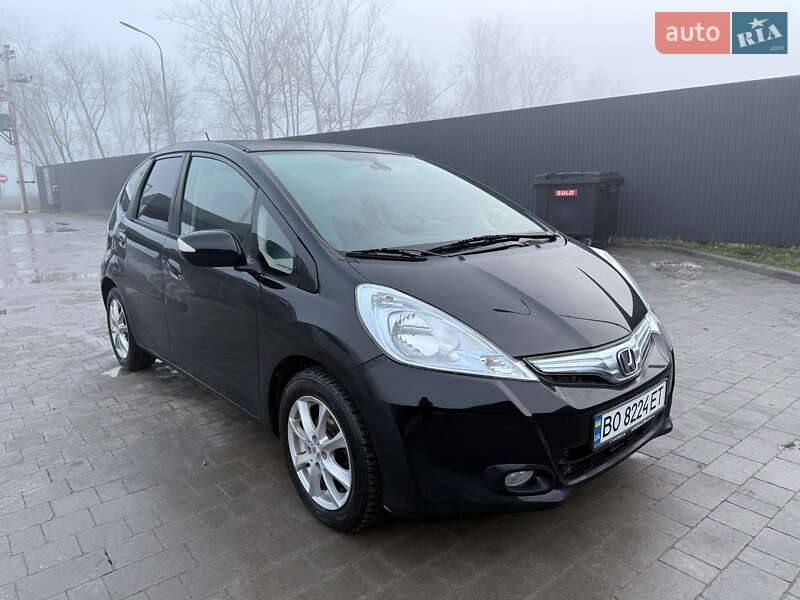 Хэтчбек Honda Jazz 2012 в 