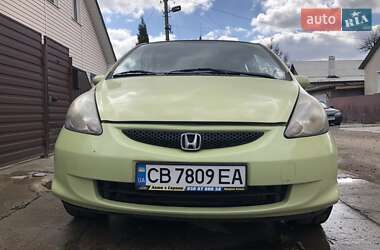 Хэтчбек Honda Jazz 2005 в 