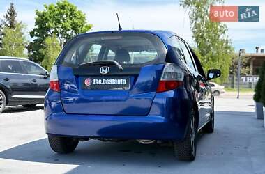 Хетчбек Honda Jazz 2010 в 