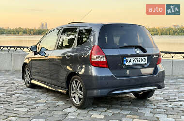 Хетчбек Honda Jazz 2007 в 