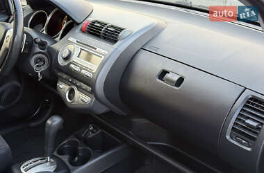 Хетчбек Honda Jazz 2007 в 