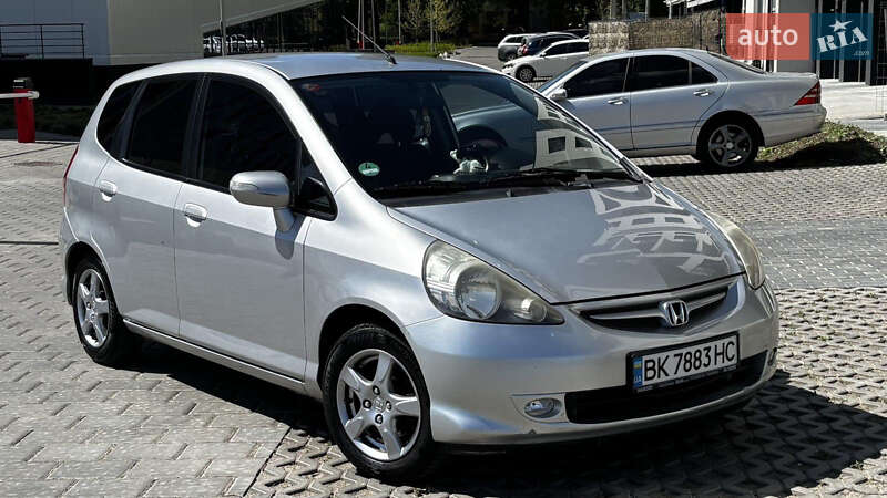Хэтчбек Honda Jazz 2008 в Ровно