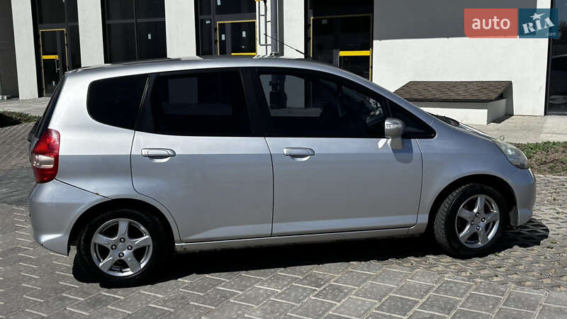 Хэтчбек Honda Jazz 2008 в Ровно