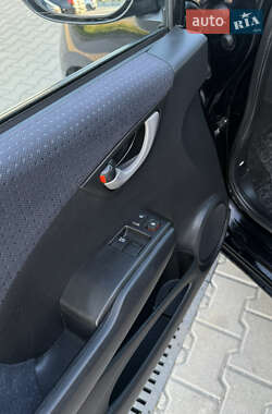 Хэтчбек Honda Jazz 2010 в 