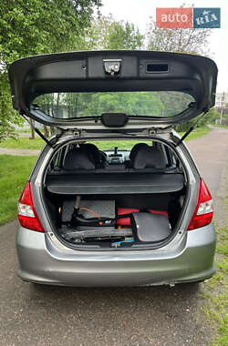 Хэтчбек Honda Jazz 2004 в 
