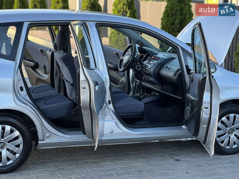 Хэтчбек Honda Jazz 2003 в Одессе