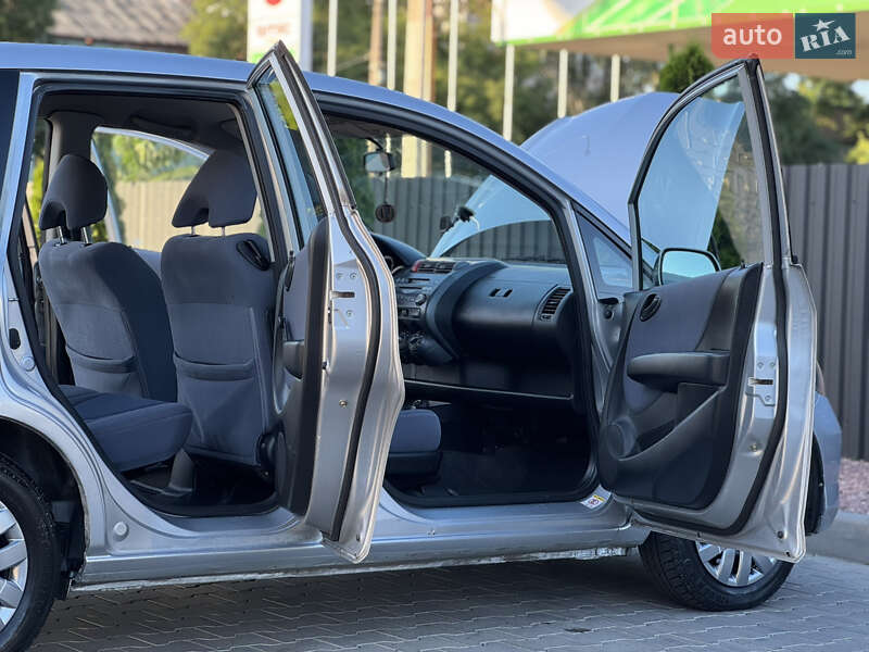 Хэтчбек Honda Jazz 2003 в Одессе