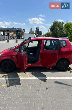 Хэтчбек Honda Jazz 2003 в 