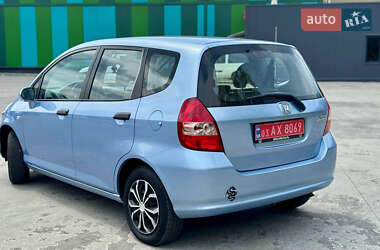 Хэтчбек Honda Jazz 2005 в 