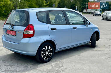 Хэтчбек Honda Jazz 2005 в 