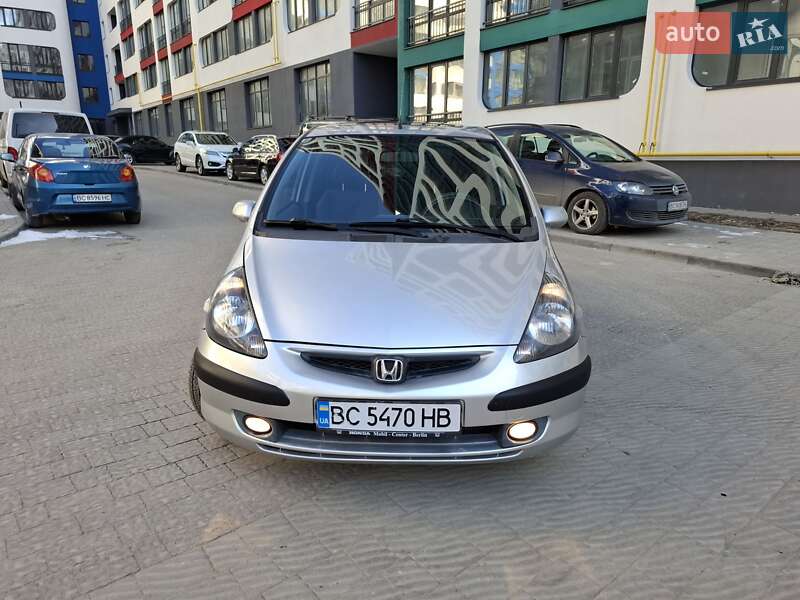 Хэтчбек Honda Jazz 2002 в Львове