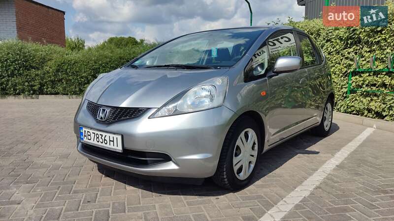 Хэтчбек Honda Jazz 2011 в 