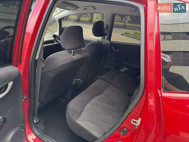 Хетчбек Honda Jazz 2010 в Дніпрі