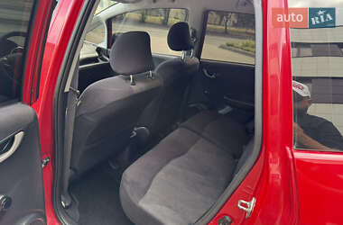 Хетчбек Honda Jazz 2010 в 