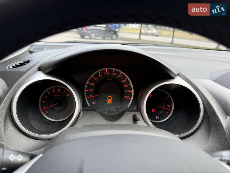 Хетчбек Honda Jazz 2010 в Дніпрі