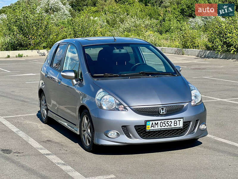 Хетчбек Honda Jazz 2008 в Ірпені