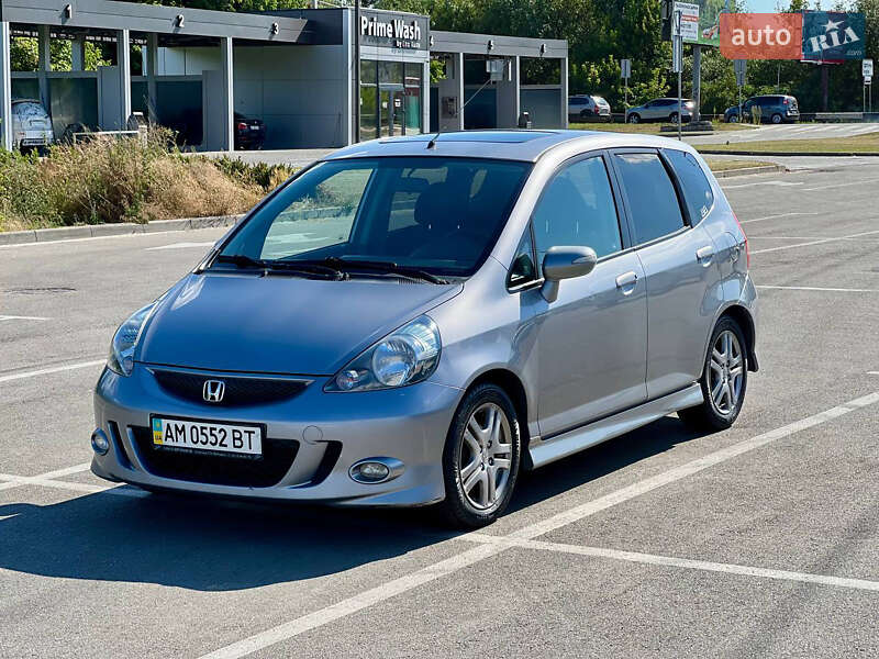 Хетчбек Honda Jazz 2008 в Ірпені