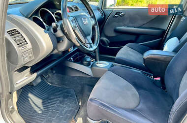 Хетчбек Honda Jazz 2008 в 