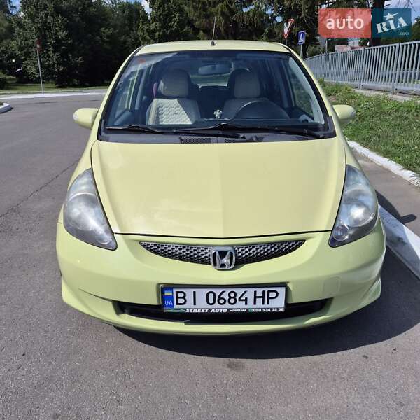Хетчбек Honda Jazz 2005 в 