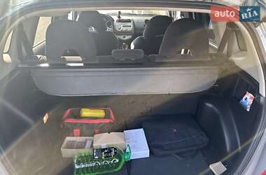Хэтчбек Honda Jazz 2006 в 