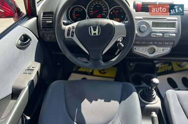 Хэтчбек Honda Jazz 2005 в 
