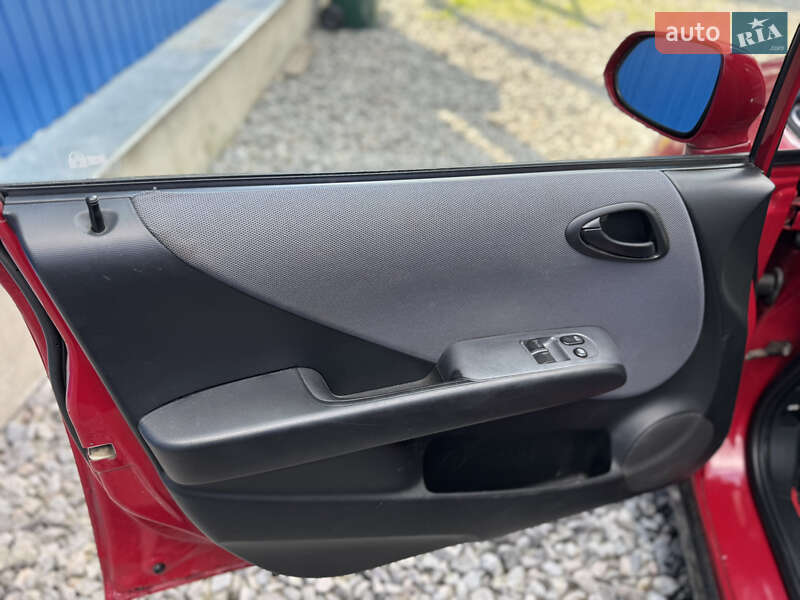 Хэтчбек Honda Jazz 2004 в Бердичеве
