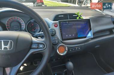 Хэтчбек Honda Jazz 2012 в 