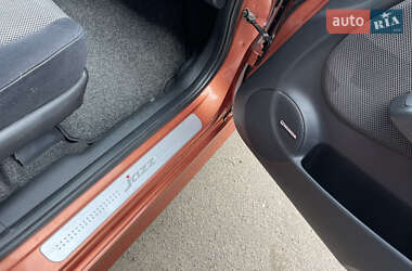 Хэтчбек Honda Jazz 2006 в 