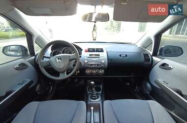 Хэтчбек Honda Jazz 2003 в 