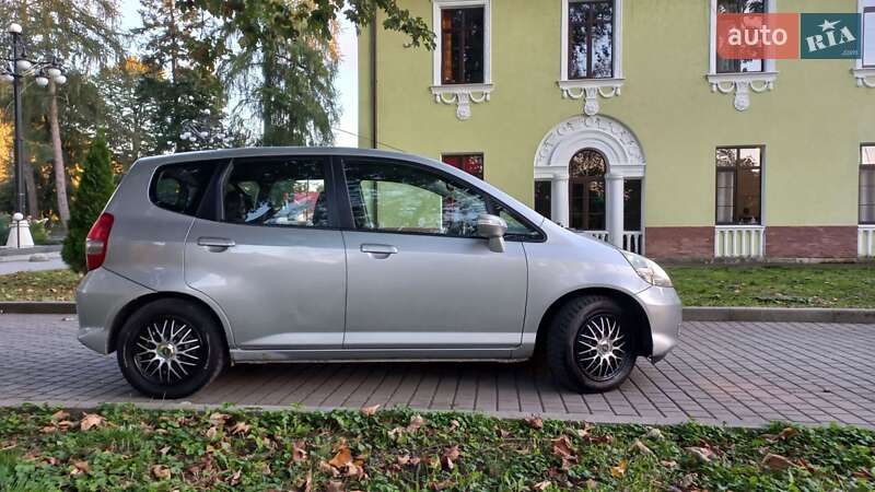 Хэтчбек Honda Jazz 2005 в Жидачове