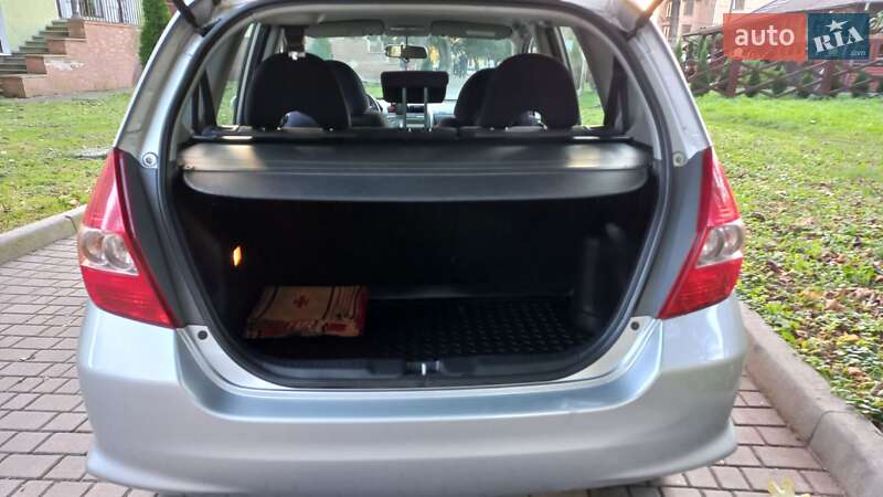 Хэтчбек Honda Jazz 2005 в Жидачове