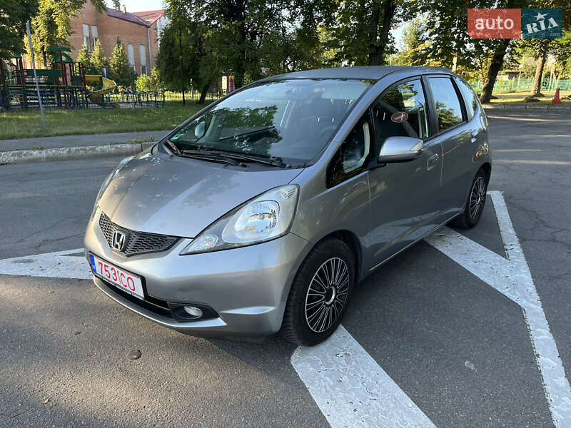 Хэтчбек Honda Jazz 2010 в 
