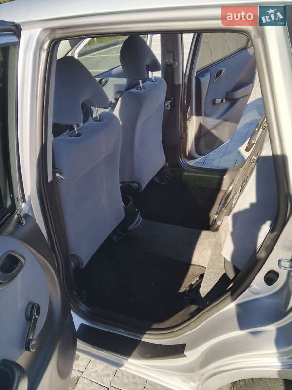 Хэтчбек Honda Jazz 2003 в Самборе фото 17 Хэтчбек Honda Jazz 2003 в Самборе