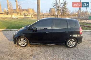 Хэтчбек Honda Jazz 2006 в 
