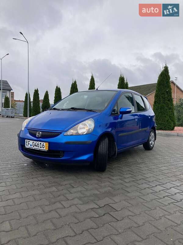 Хэтчбек Honda Jazz 2006 в 