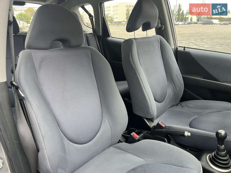 Хэтчбек Honda Jazz 2007 в Киеве