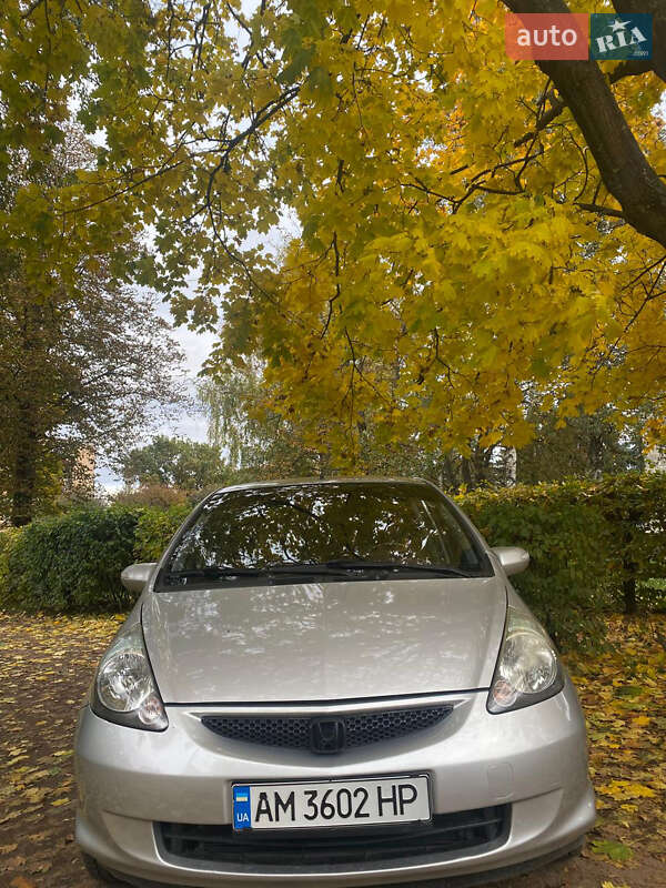 Хэтчбек Honda Jazz 2005 в Бердичеве