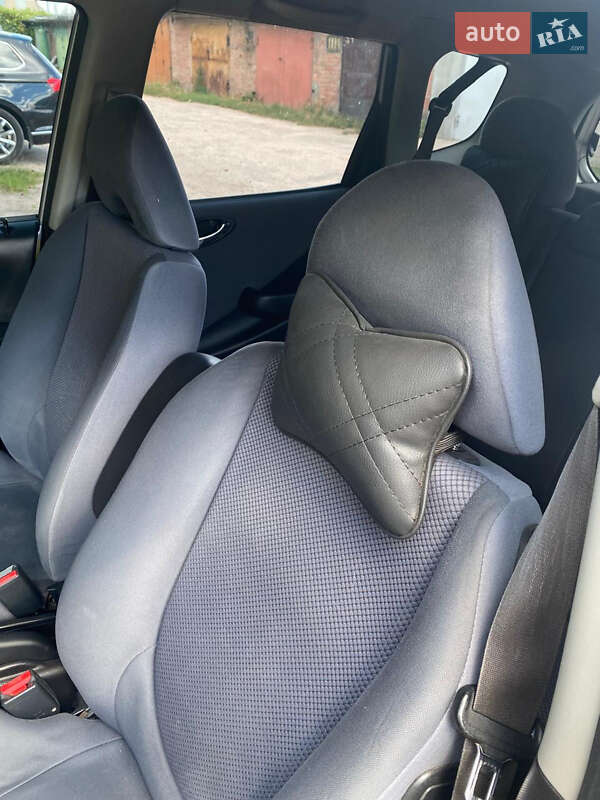 Хэтчбек Honda Jazz 2005 в Бердичеве