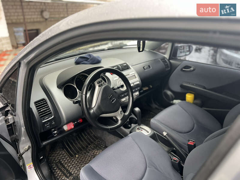 Хэтчбек Honda Jazz 2005 в Бердичеве
