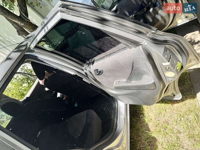 Хэтчбек Honda Jazz 2007 в Волочиске фото 3 Хэтчбек Honda Jazz 2007 в Волочиске