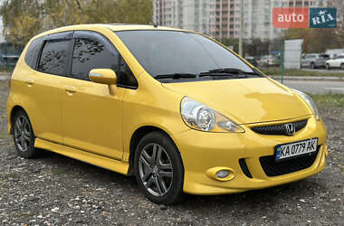 Хэтчбек Honda Jazz 2005 в Киеве