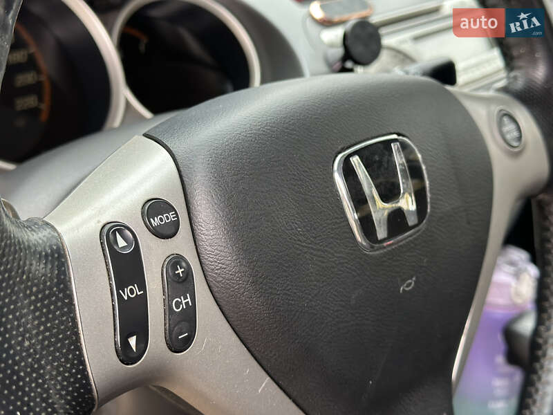 Хетчбек Honda Jazz 2005 в Києві фото 10 Хетчбек Honda Jazz 2005 в Києві