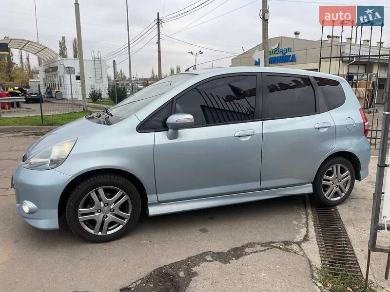 Хэтчбек Honda Jazz 2008 в Николаеве