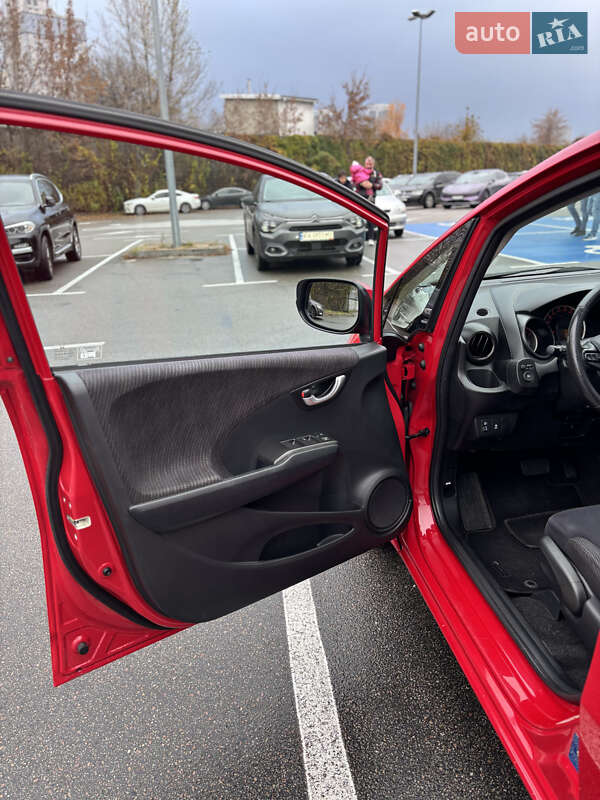 Хэтчбек Honda Jazz 2012 в Киеве