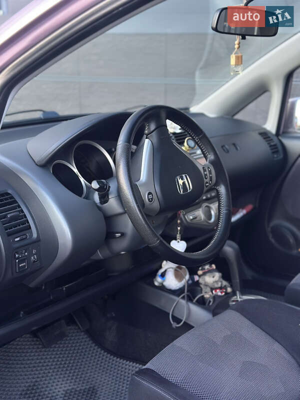 Хэтчбек Honda Jazz 2008 в Киеве